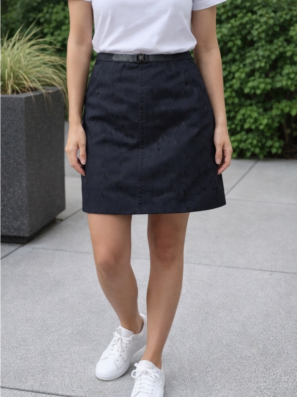 Aquascutum London Navy Mini A-Line Skirt with Subtle Jacquard